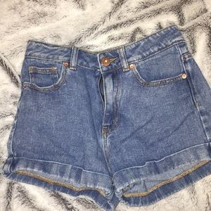Hi rise denim shorts